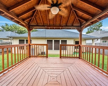 8421 Lawler Street - Photo Thumbnail 33