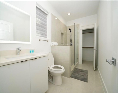 4607 Edmund Street - Photo Thumbnail 19