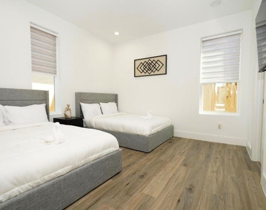 4607 Edmund Street - Photo Thumbnail 18