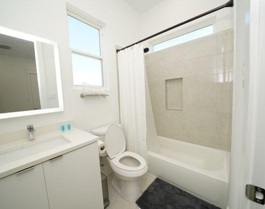 4607 Edmund Street - Photo Thumbnail 16