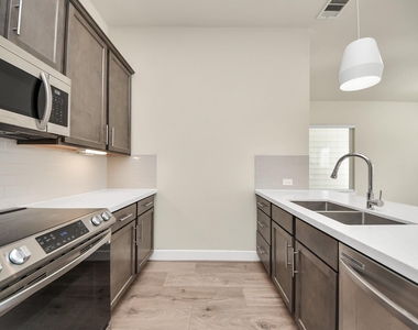 5908 Jasper Jones Way - Photo Thumbnail 9