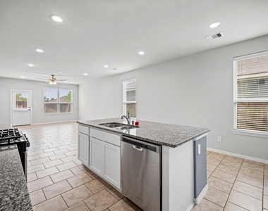 25727 Boxwood Hedge Ln - Photo Thumbnail 5