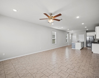 25727 Boxwood Hedge Ln - Photo Thumbnail 10