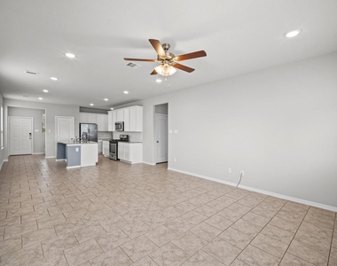 25727 Boxwood Hedge Ln - Photo Thumbnail 9