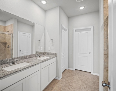 25727 Boxwood Hedge Ln - Photo Thumbnail 13