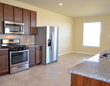 3550 Paganini Place - Photo Thumbnail 2