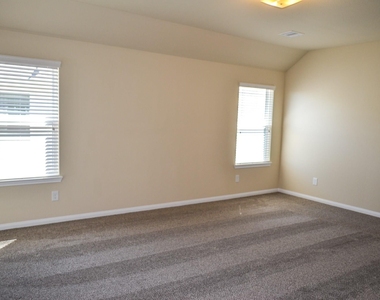 3550 Paganini Place - Photo Thumbnail 9