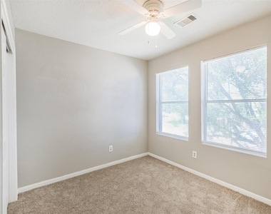 5626 Calm Court - Photo Thumbnail 25