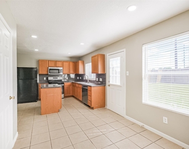 5626 Calm Court - Photo Thumbnail 8