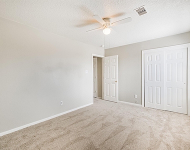 5626 Calm Court - Photo Thumbnail 28