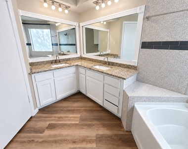 22907 River Birch Drive - Photo Thumbnail 8