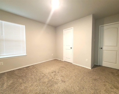 14628 Bellaria Manor Lane - Photo Thumbnail 10