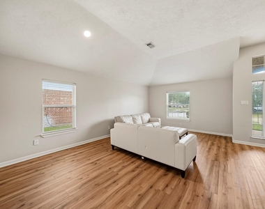 18126 Brightwood Park Lane - Photo Thumbnail 9