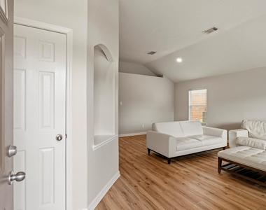 18126 Brightwood Park Lane - Photo Thumbnail 10