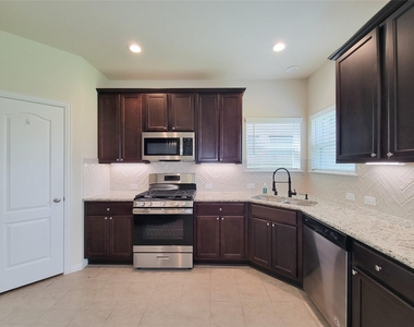 5106 Eagle Falls Lane - Photo Thumbnail 15