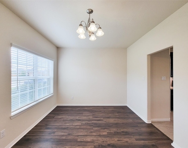5106 Eagle Falls Lane - Photo Thumbnail 5