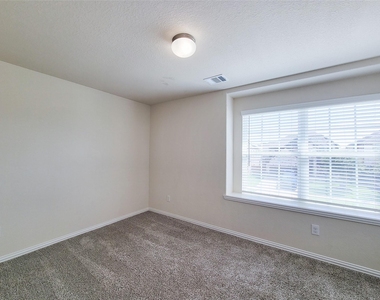 5106 Eagle Falls Lane - Photo Thumbnail 38