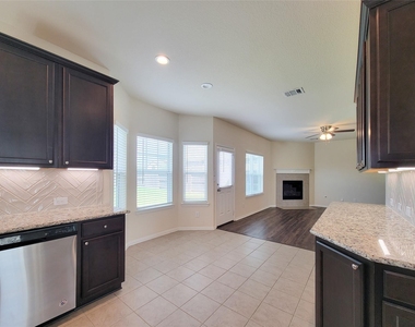 5106 Eagle Falls Lane - Photo Thumbnail 17