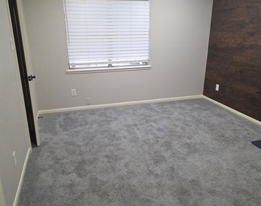 14435 Still Meadow Drive - Photo Thumbnail 10
