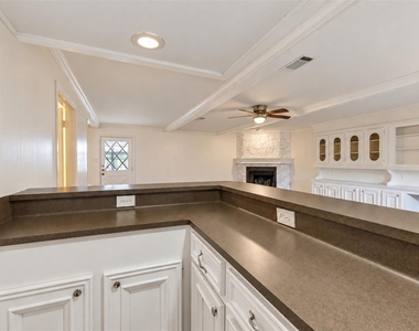 946 Francitas Drive - Photo Thumbnail 7