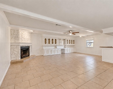 946 Francitas Drive - Photo Thumbnail 11