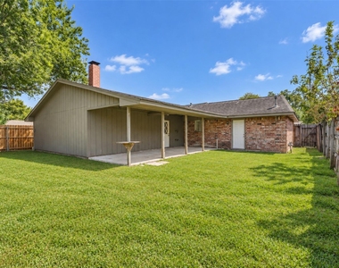 946 Francitas Drive - Photo Thumbnail 16