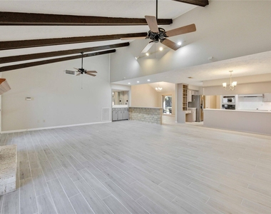 21214 Park Bend Drive - Photo Thumbnail 5