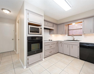 21214 Park Bend Drive - Photo Thumbnail 8