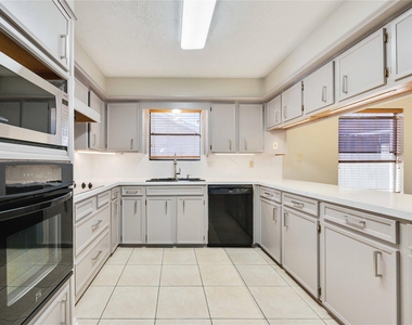 21214 Park Bend Drive - Photo Thumbnail 2