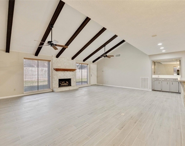 21214 Park Bend Drive - Photo Thumbnail 3