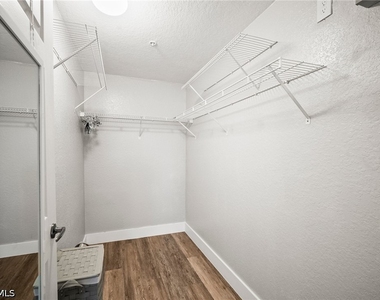 4665 Saint Croix Lane - Photo Thumbnail 16