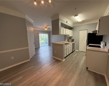 11480 Villa Grand - Photo Thumbnail 4
