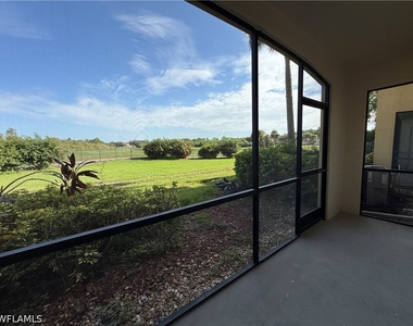11480 Villa Grand - Photo Thumbnail 7