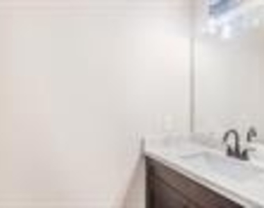322 Carlos Leal Drive - Photo Thumbnail 22