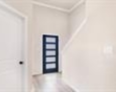 322 Carlos Leal Drive - Photo Thumbnail 3
