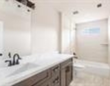 322 Carlos Leal Drive - Photo Thumbnail 18