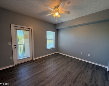 11520 Villa Grand - Photo Thumbnail 4