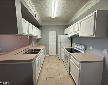 11520 Villa Grand - Photo Thumbnail 3
