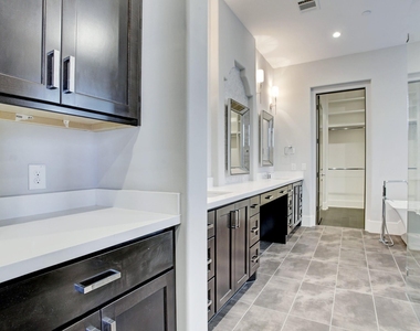 125 Arnold Street - Photo Thumbnail 16