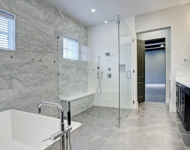 125 Arnold Street - Photo Thumbnail 12
