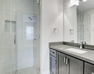 125 Arnold Street - Photo Thumbnail 9