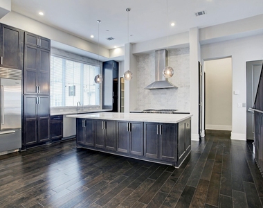 125 Arnold Street - Photo Thumbnail 5