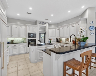 20307 Fairway Trails Lane - Photo Thumbnail 16
