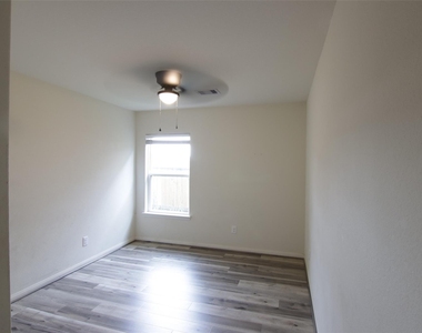20910 Mount Bauer Drive - Photo Thumbnail 16