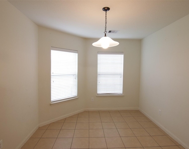 20910 Mount Bauer Drive - Photo Thumbnail 7