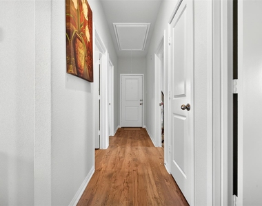 8215 Vanilla Orchid Drive - Photo Thumbnail 14