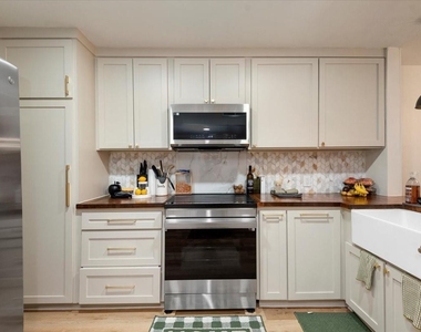 5217 Arboles Drive - Photo Thumbnail 8