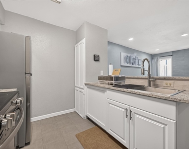 10001 Westpark Drive - Photo Thumbnail 9