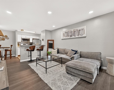 10001 Westpark Drive - Photo Thumbnail 5