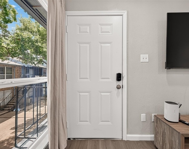 10001 Westpark Drive - Photo Thumbnail 4